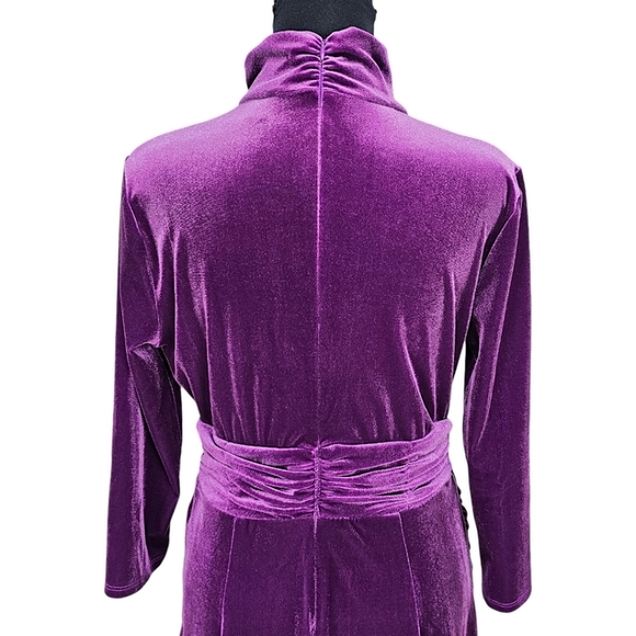 London Times Ruched Velvet Dress Womens Size 8 Purple Whimsigoth Mob Wife Unique - Picture 11 of 13
